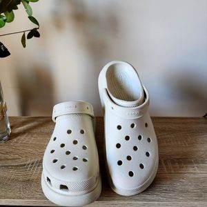 Iconic Crocs Hikers Xscape Clogs